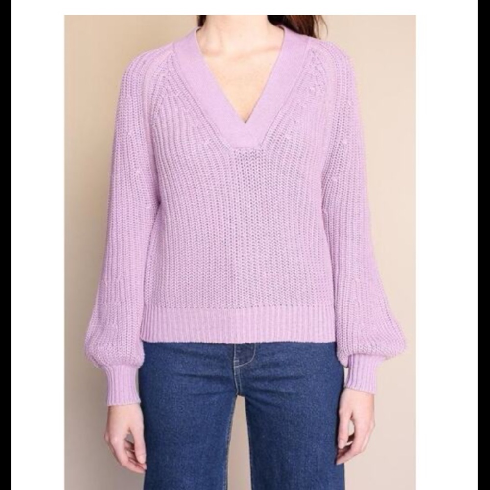 EUC Lilac V-Neck Sweater